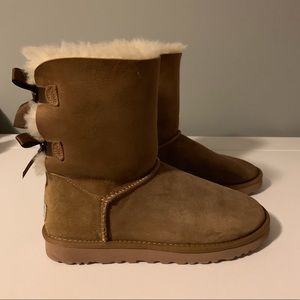Short Bailey Bow Ugg Boots